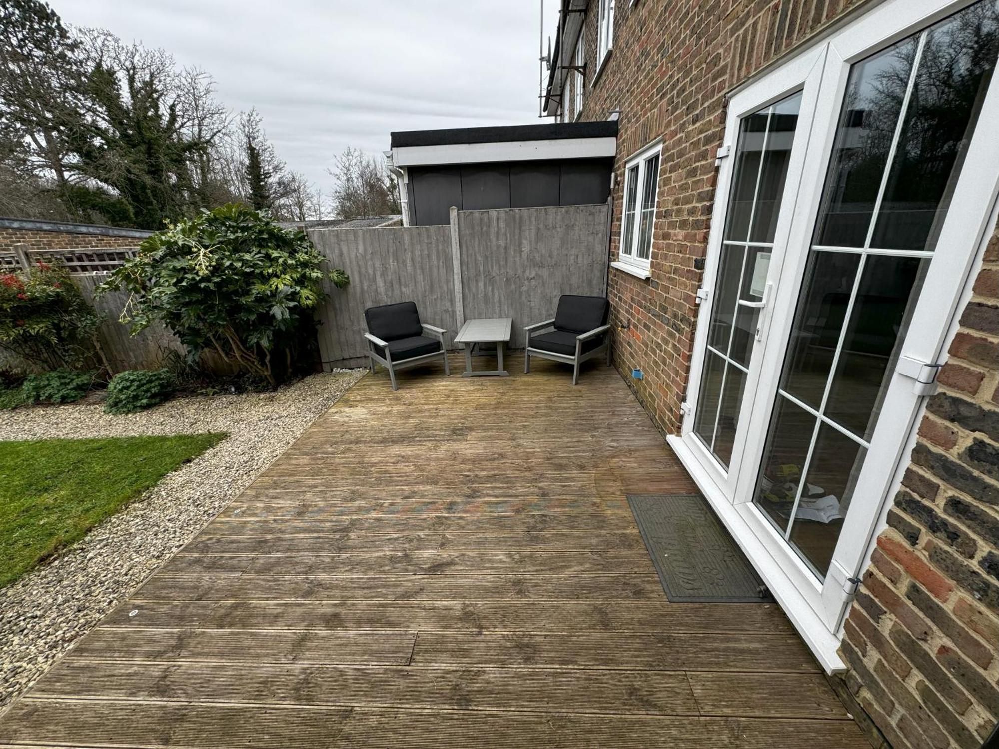 Chieveley Mews By Sarrochic Villa Sunningdale Exterior photo